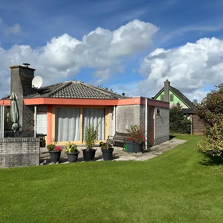 Zeester 61 Holiday home