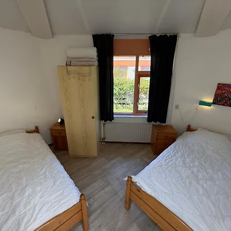 Holiday home Zeester 61 *