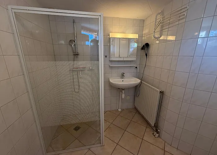 Zeester 61 度假居 *